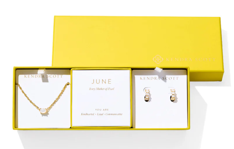 CAILIN GIFT SET IN MOTHER OF PEARL
