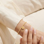 FRIENDSHIP IS A KNOT BRACELET