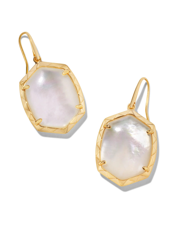 DAPHNE GOLD EARRINGS IN IVORY MOTHER OF PEARL