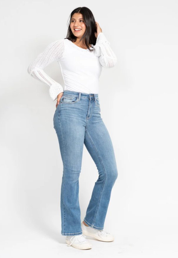 JUDY BLUE HW CLASSIC BOOTCUT JEANS