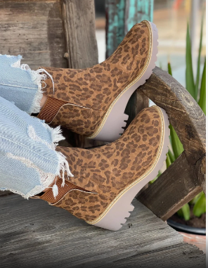 BASIC BROWN LEOPARD BOOTS