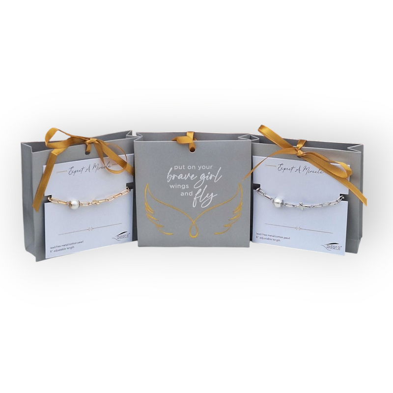 EXPECT A MIRACLE PEARL CROSS BRACELET