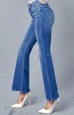Best flared jeans for women: where to shop and how to wear the