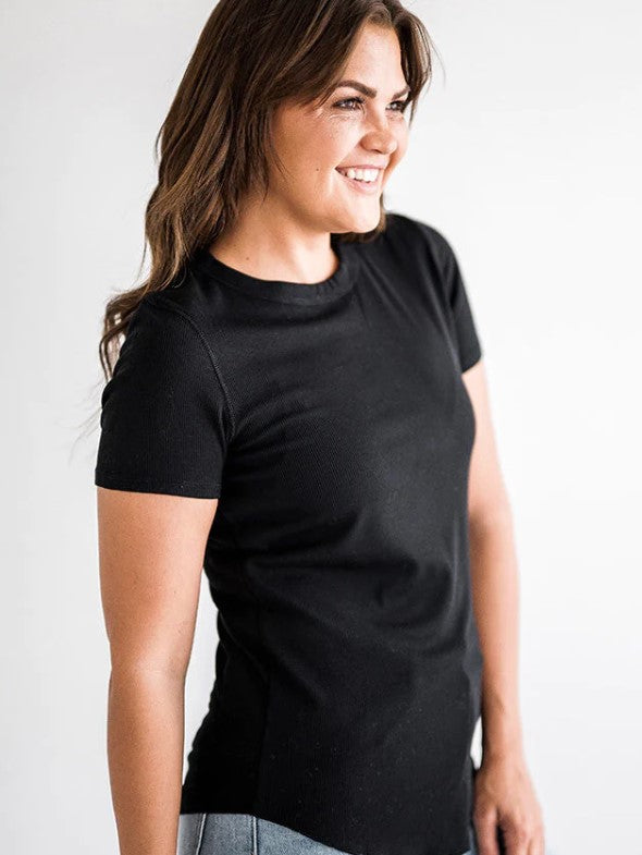 ZAYLYNN BASIC RIBBED TEE